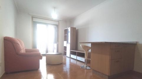 Foto 2 de Piso de alquiler en Avenida Buenos Aires, 1, O Porriño  , Pontevedra