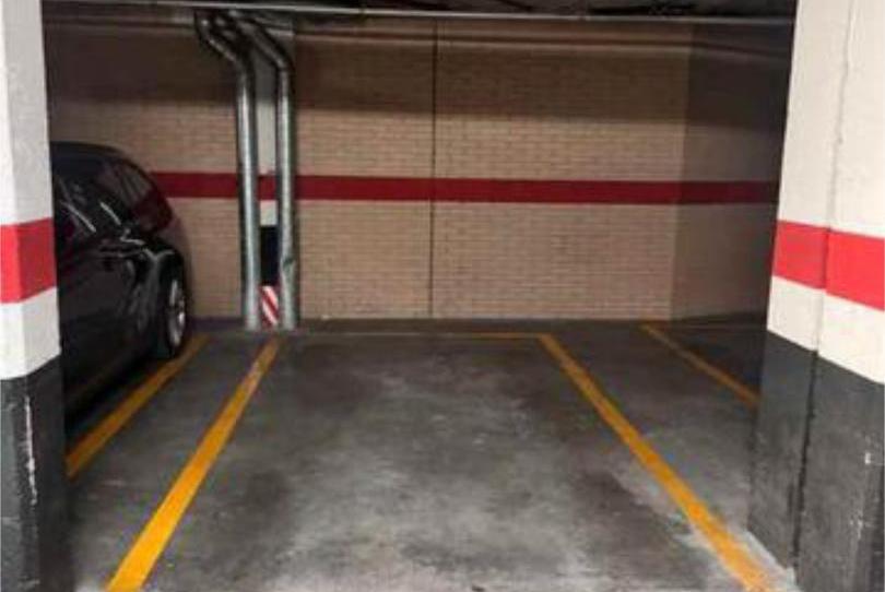 Garage to rent in La Farola, Valladolid Capital - image 1 Photo 1 of Garage to rent in La Farola, Valladolid Capital