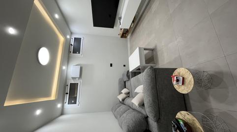 Foto 2 de Pis en venda a Carrer de Santiago Rusiñol, 39, Singuerlín, Santa Coloma de Gramenet