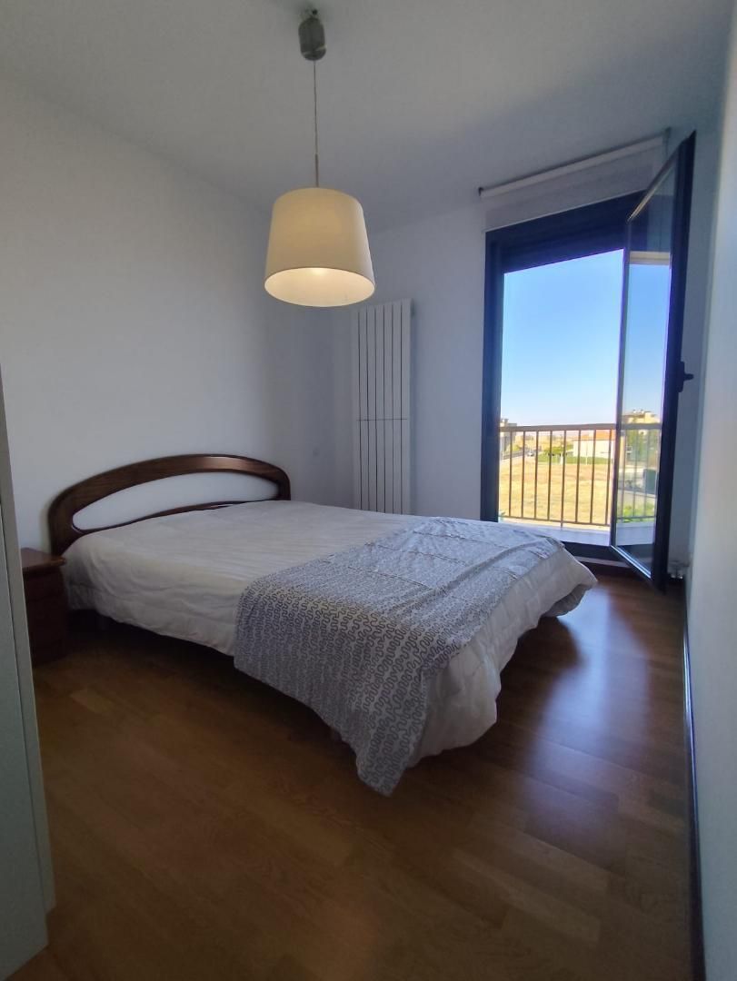 Pis en venda a Avenida la Rioja, 114, Cirueña Dormitori de Pis en venda en Cirueña amb Terrassa i Piscina