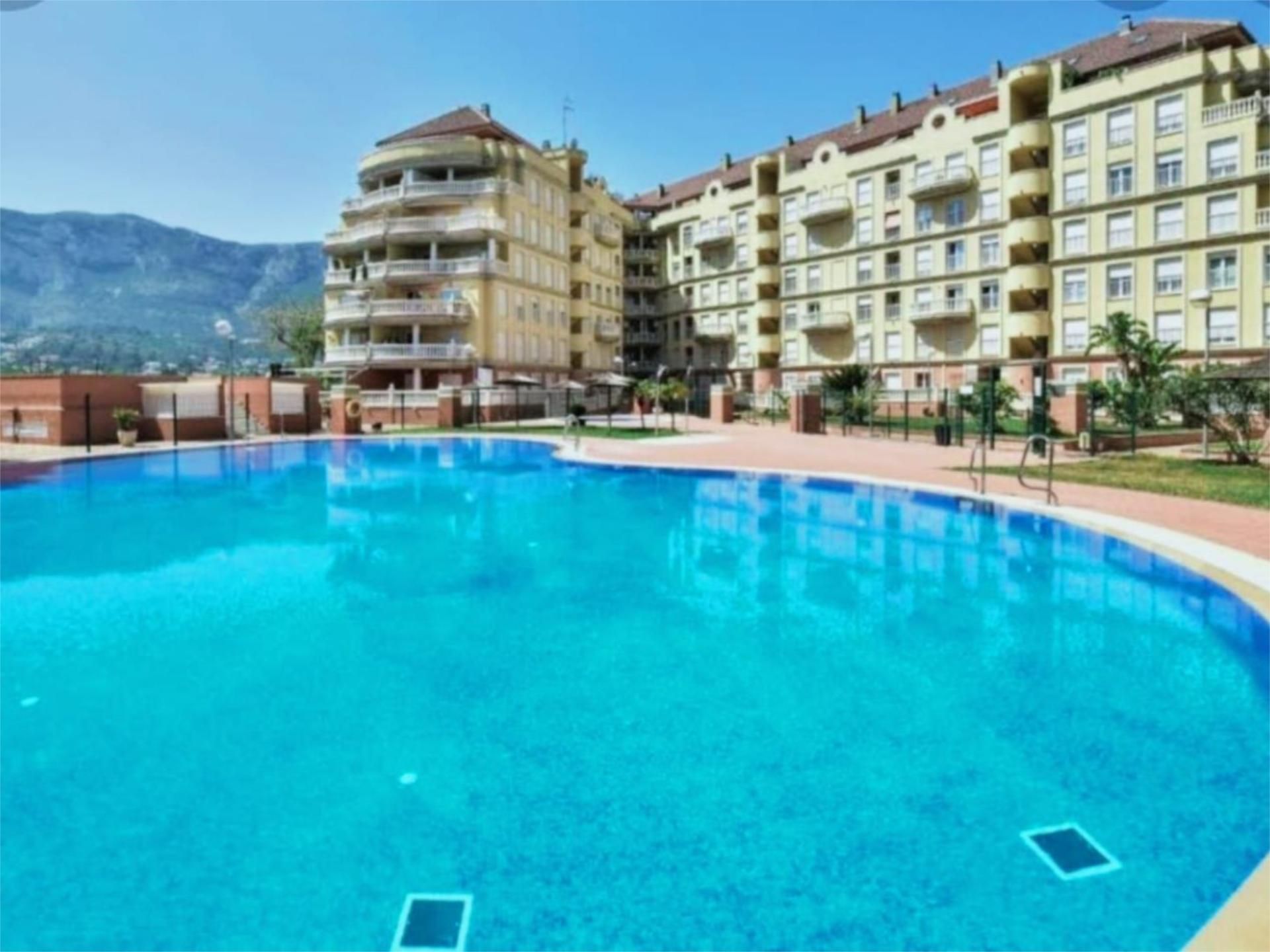 Piscina de Pis de lloguer en Dénia