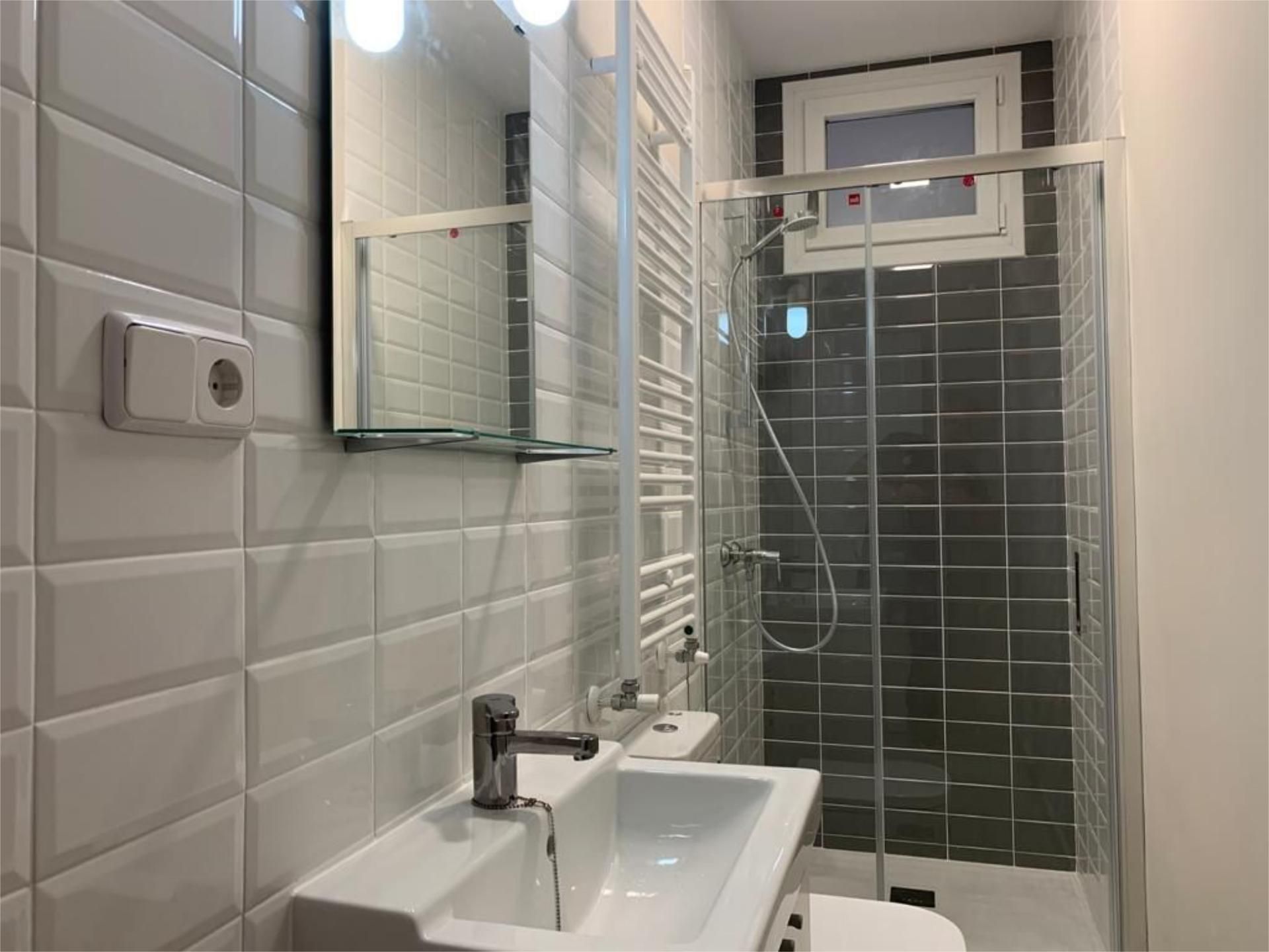 Flat for sale in Calle de Cadarso, 19, Argüelles Bathroom of Flat for sale in Madrid Capital
