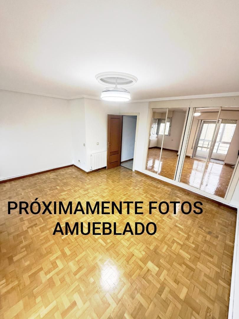 Pis de lloguer a Calle Santa Clara, 97, Benavente Vista exterior de Pis de lloguer en Benavente amb Calefacció, Parquet i Terrassa