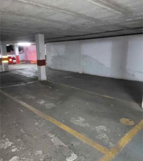 Garaje de alquiler en La Oliva, Sevilla Capital - imagen 2 Foto 2 de Garaje de alquiler en La Oliva, Sevilla Capital