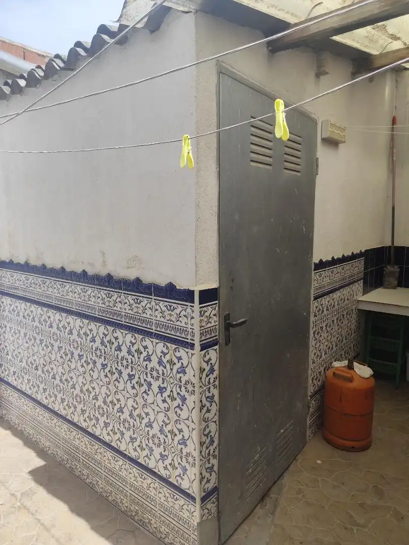 Baño de Casa adosada en venta en Campillo de Altobuey con Aire acondicionado, Calefacción y Amueblado