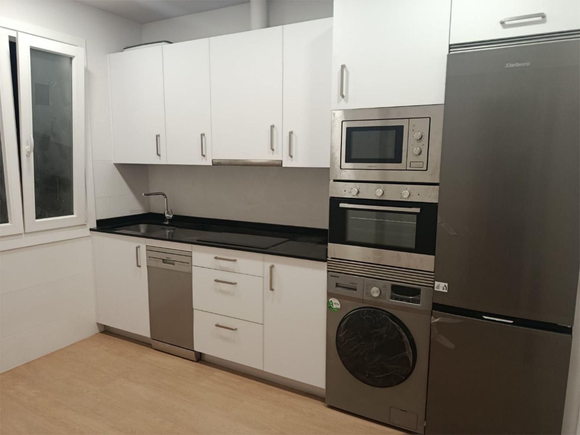 Flat for sale in Arana Kalea, 17, Lasesarre Kitchen of Flat for sale in Barakaldo