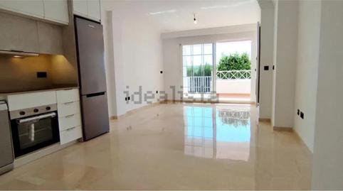 Photo 2 of Flat to rent in Urbanización Golf Río Real, 132, Río Real, Marbella