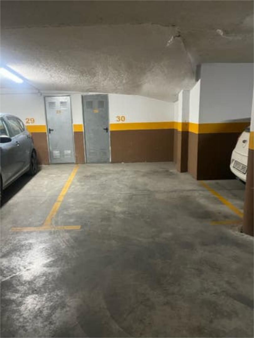 Aparcament de Garatge de lloguer en Manises