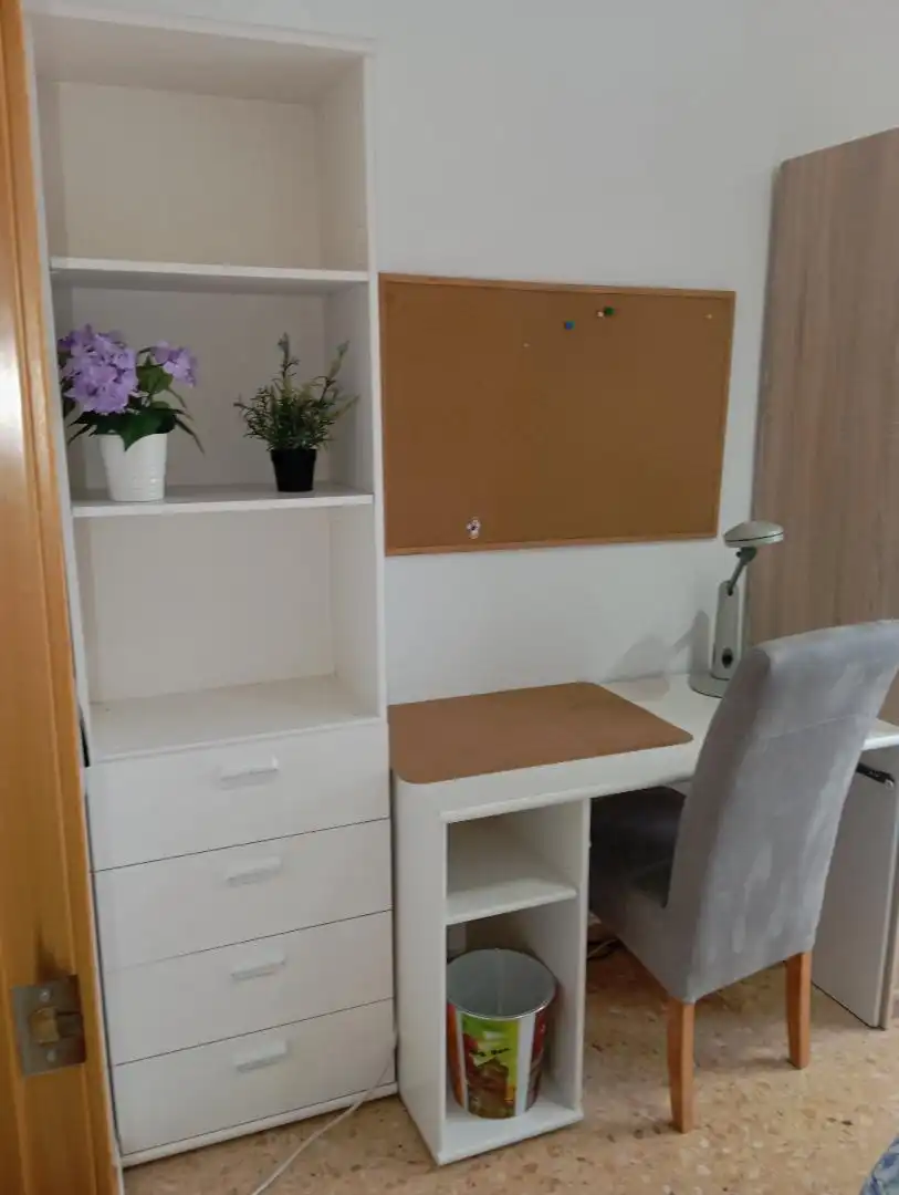 Habitación en Carrer del Pare Mendez, 143, Parc Central Habitación de Piso para compartir en Torrent con Amueblado, Horno y Lavadora