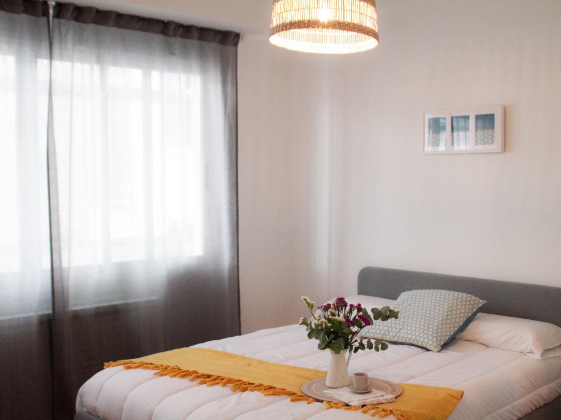 Pis per a compartir a Rúa dos Paxariños, 20, San Roque - As Fontiñas Dormitori de Pis per a compartir en Lugo Capital amb Calefacció, Parquet i Moblat