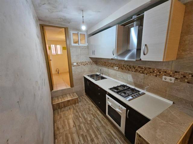 Casa adosada en Alquiler en Calle Chóvar, 9 en Ensanche - Parque Santa Rosa