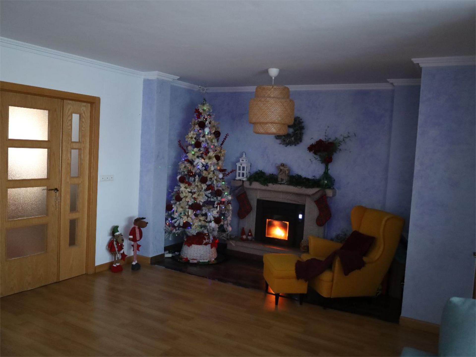 Casa o xalet en venda a Avenida Jornaleros, 12, Las Ventas de Retamosa Sala d'estar de Casa o xalet en venda en Las Ventas de Retamosa amb Terrassa, Piscina i Balcó