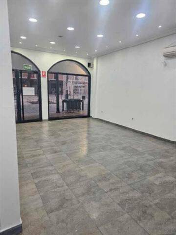 Local comercial en Alquiler en Daimiel