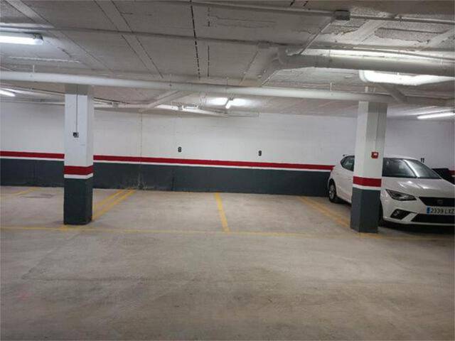 Garaje en Alquiler en Avinguda Catalunya