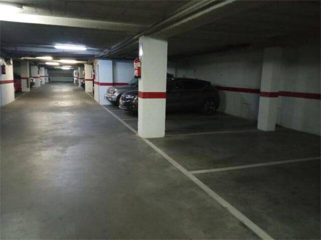 Garaje en Alquiler en Ciudad Jardín - Zoco