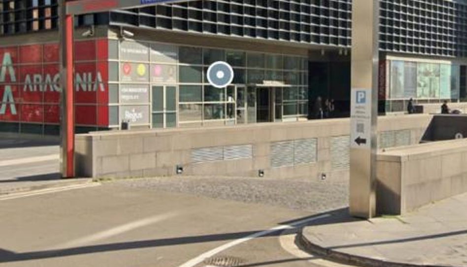 Garaje de alquiler en Avenida de Juan Pablo II, 37, Romareda, Zaragoza Capital - imagen 1 Foto 1 de Garaje de alquiler en Avenida de Juan Pablo II, 37, Romareda, Zaragoza Capital