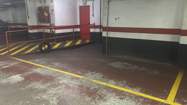 Garaje en Alquiler en Plaza Rosalía de Castro, 9 en San Juan