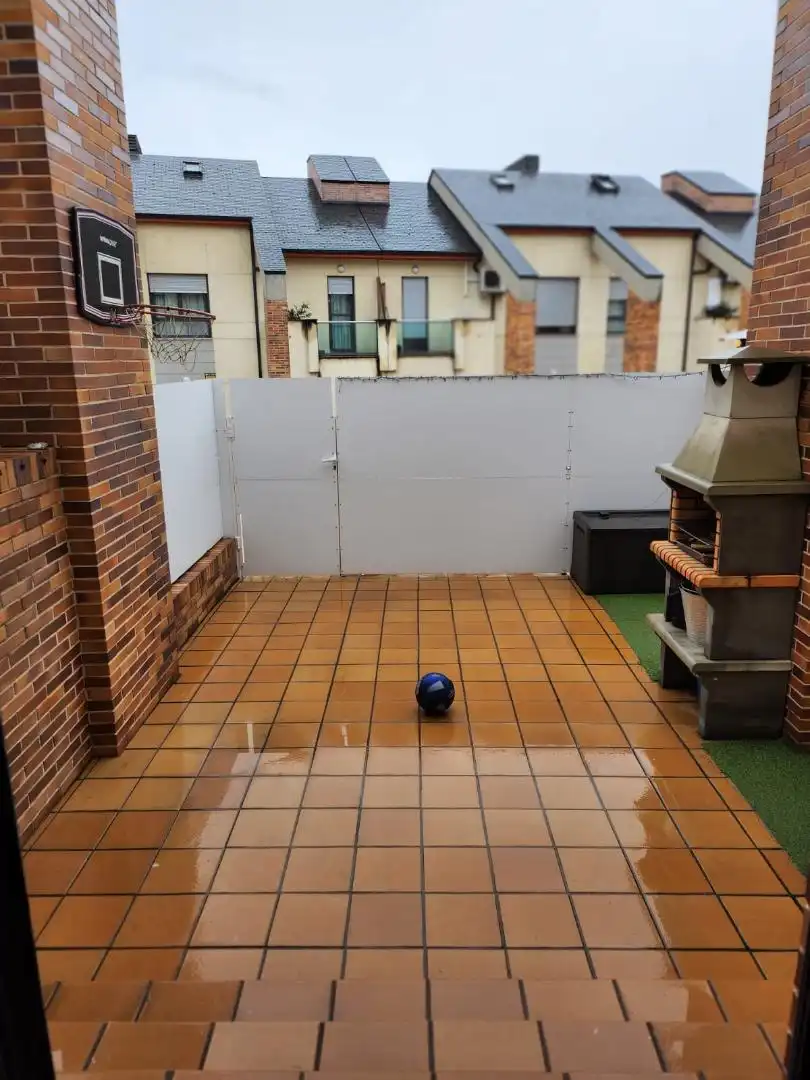 Houses for sale in Calle Bobby Deglané, 15, Centro Terrace of Houses for sale in Ponferrada with Terrace and Balcony
