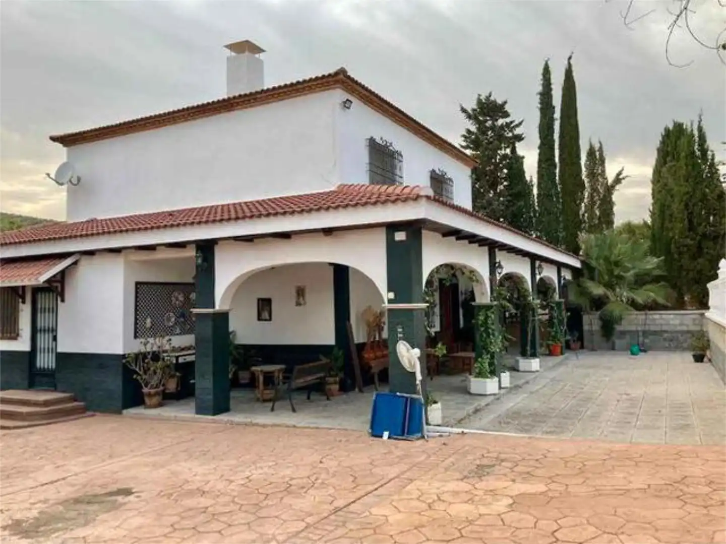 Casa adosada en venta en Puente Tablas - Puente Nuevo - Cerro Molina Casa adosada en venta en Jaén con Calefacción, Jardín privado y Terraza