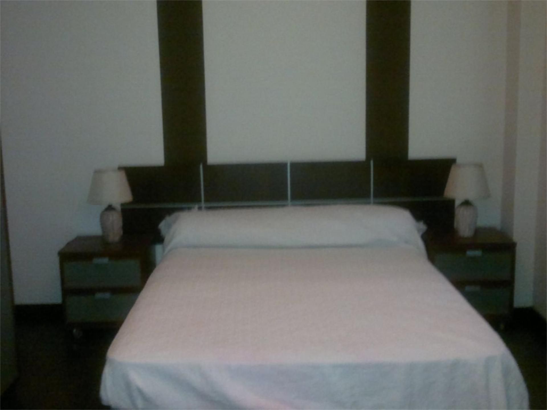 Dormitori de Pis en venda en Móstoles amb Aire condicionat, Terrassa i Balcó