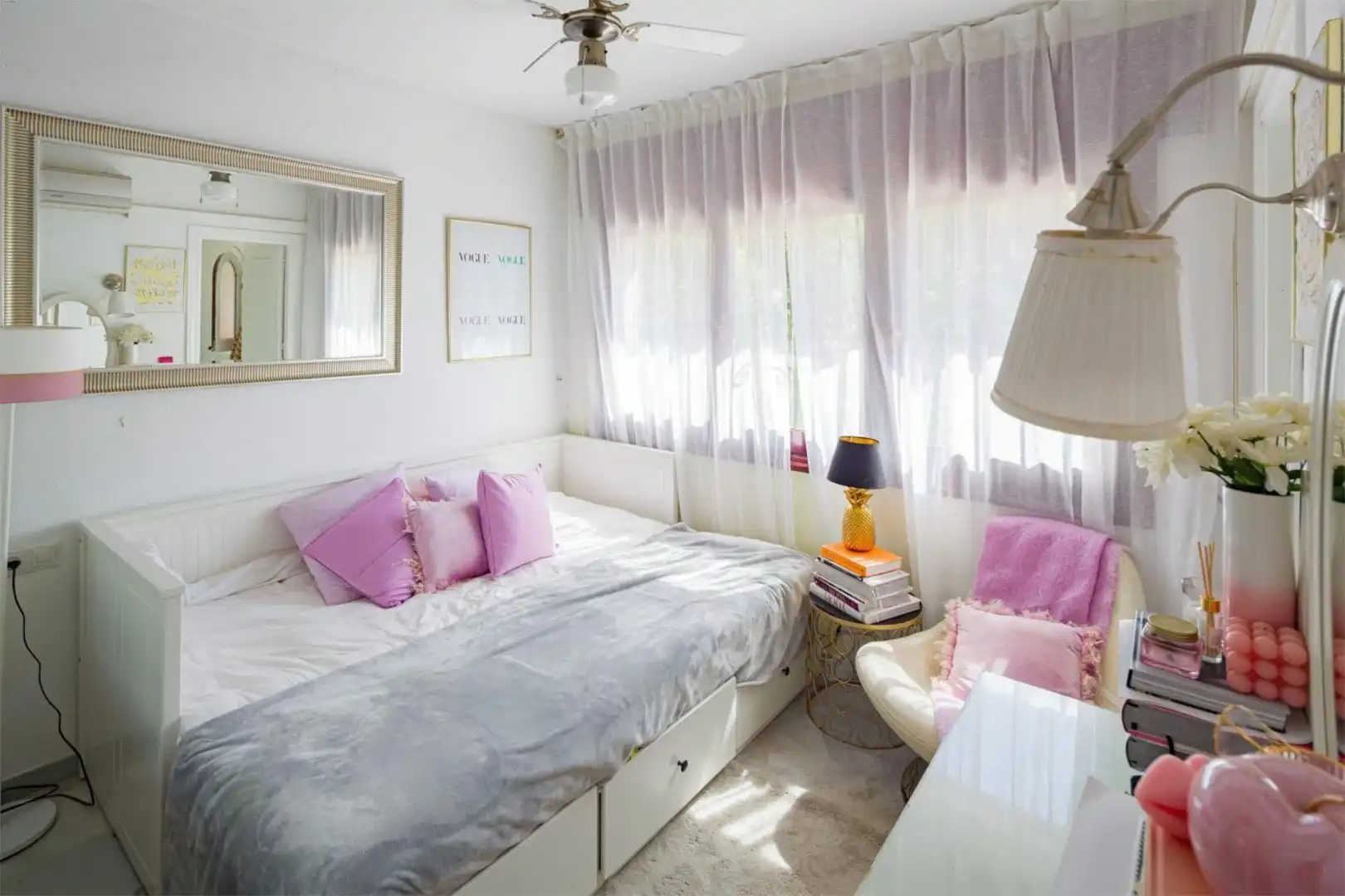 Casa o chalet en venta en Calle las Capuchinas, 206, El Rosario - Ricmar Habitación de Casa o chalet en venta en Marbella con Aire acondicionado, Terraza y Piscina