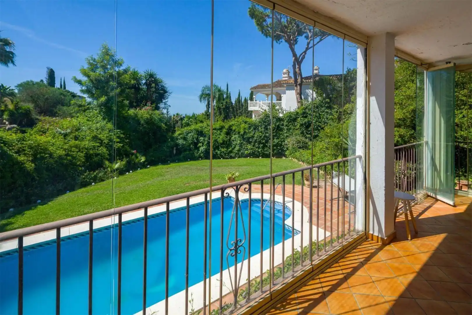 Casa o chalet en venta en Calle las Capuchinas, 206, El Rosario - Ricmar Jardín de Casa o chalet en venta en Marbella con Aire acondicionado, Terraza y Piscina