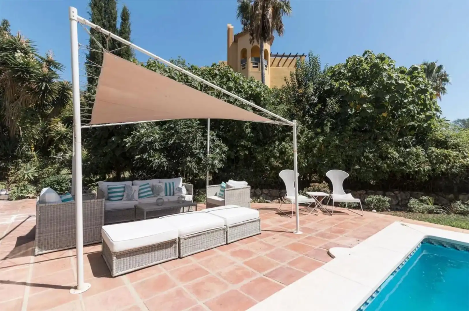 Casa o chalet en venta en Calle las Capuchinas, 206, El Rosario - Ricmar Terraza de Casa o chalet en venta en Marbella con Aire acondicionado, Terraza y Piscina