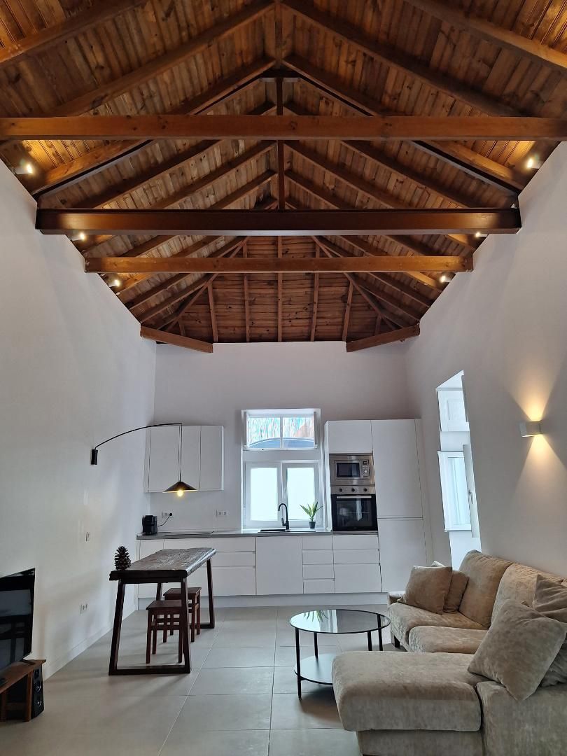 Cuina de Pis en venda en Telde amb Jardí privat, Terrassa i Microones