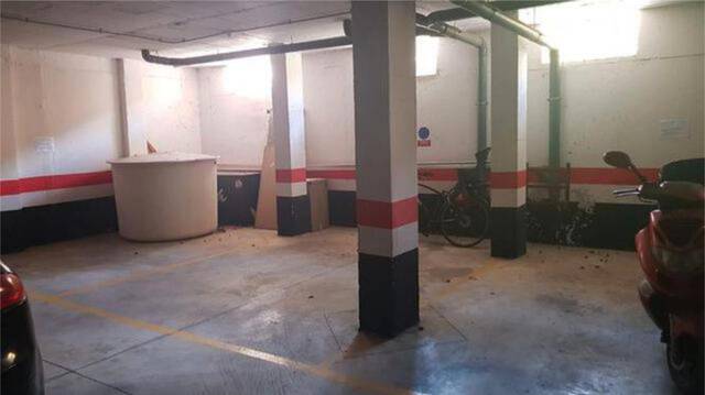 Garaje en Alquiler en Caleta de Vélez