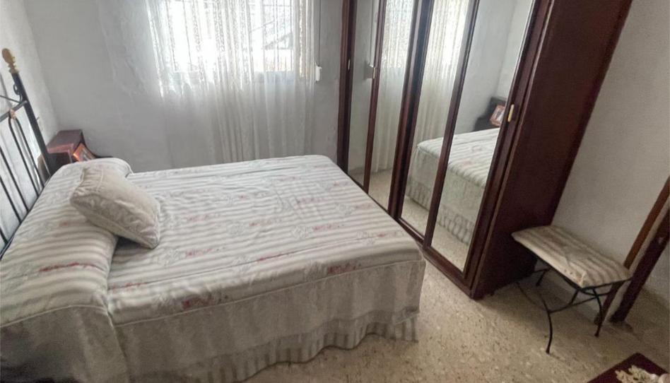 Single-family semi-detached for sale in Coimbra, 42, La Estación, Badajoz Capital - image 1 Photo 1 of Single-family semi-detached for sale in Coimbra, 42, La Estación, Badajoz Capital