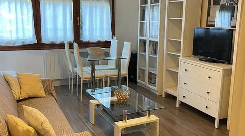 Foto 5 de Piso en venta en Calle Tierra de Biescas, 6, Membrilleras - Levante, Jaca