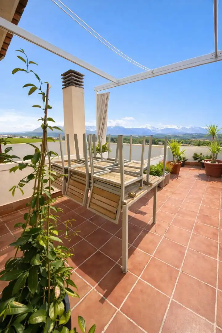 Terraza de Dúplex en venta en Atarfe con Aire acondicionado, Calefacción y Jardín privado