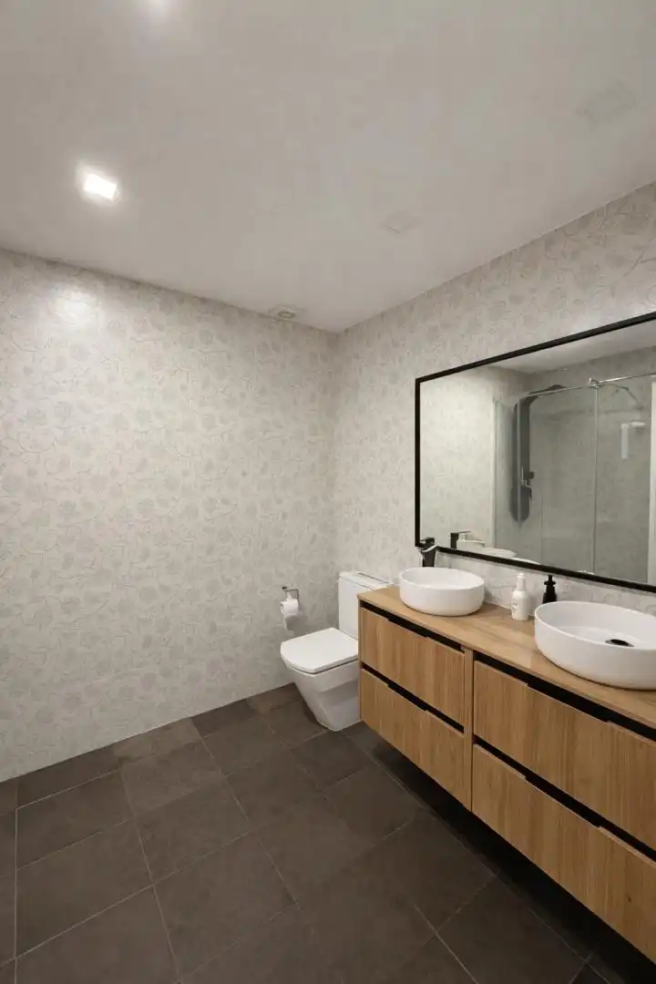 Baño de Dúplex en venta en Atarfe con Aire acondicionado, Calefacción y Jardín privado