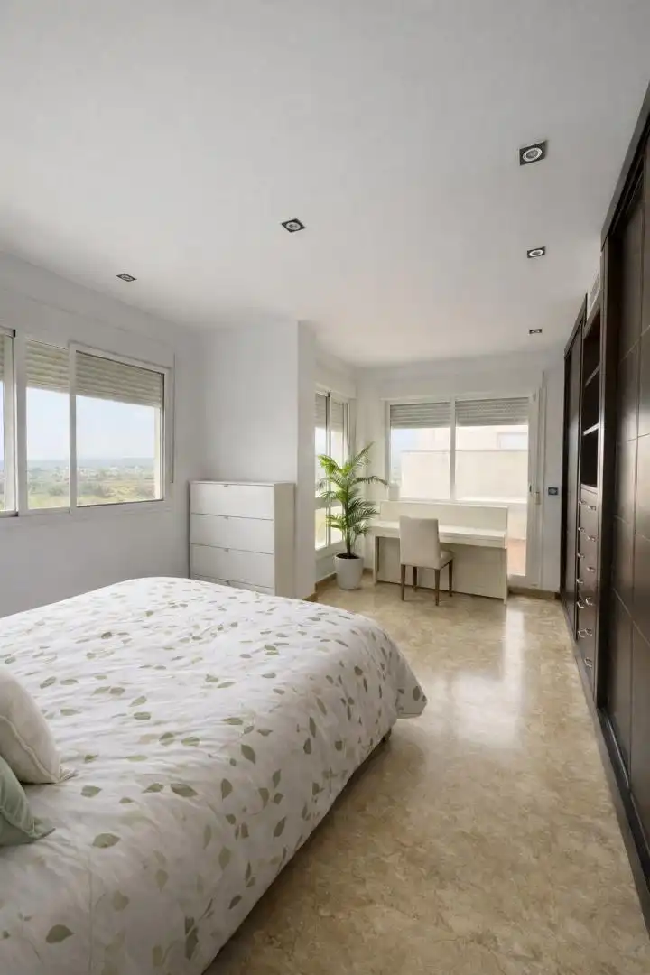 Habitación de Dúplex en venta en Atarfe con Aire acondicionado, Calefacción y Jardín privado