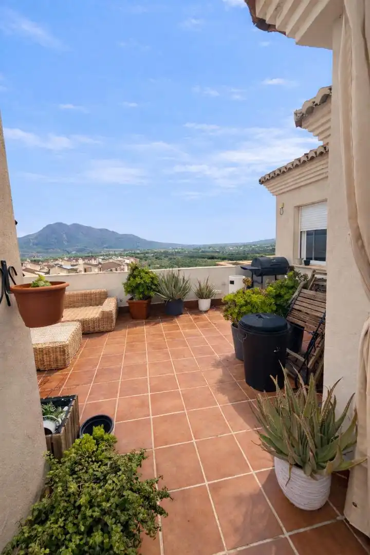 Terraza de Dúplex en venta en Atarfe con Aire acondicionado, Calefacción y Jardín privado