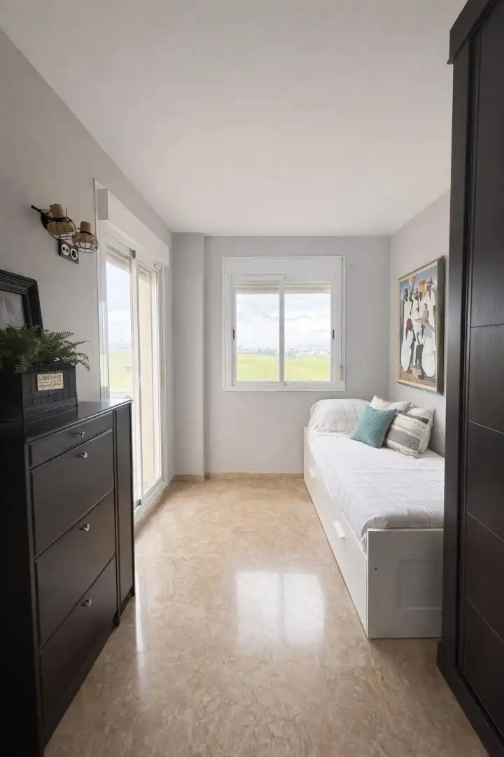 Habitación de Dúplex en venta en Atarfe con Aire acondicionado, Calefacción y Jardín privado