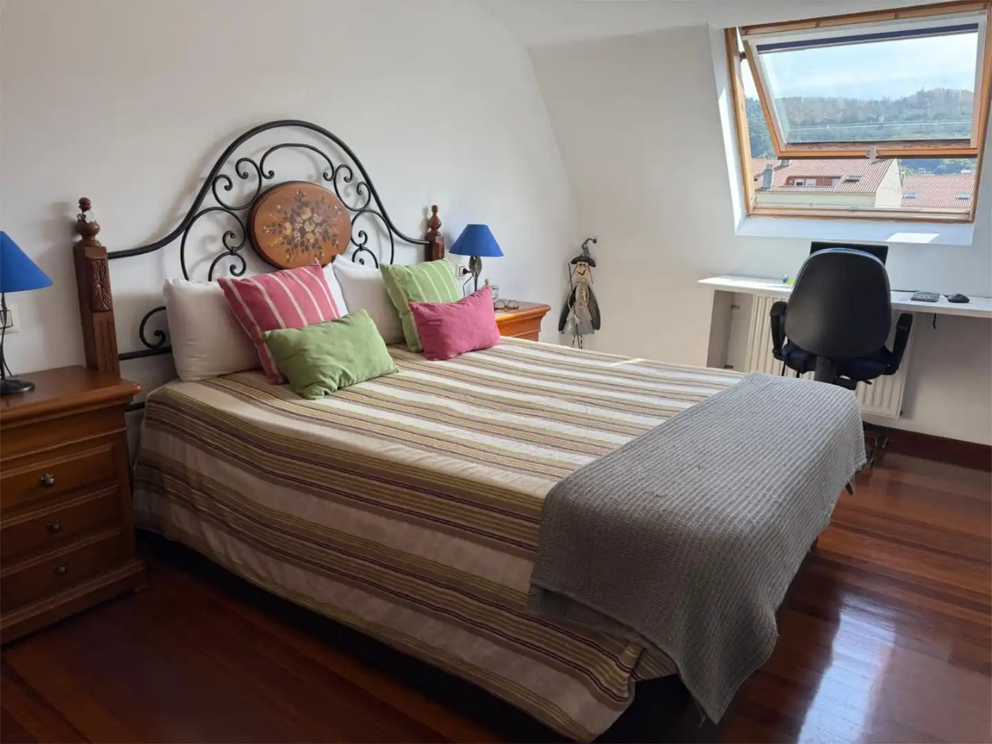 Habitación de Piso en venta en Cuntis con Calefacción, Parquet y Amueblado