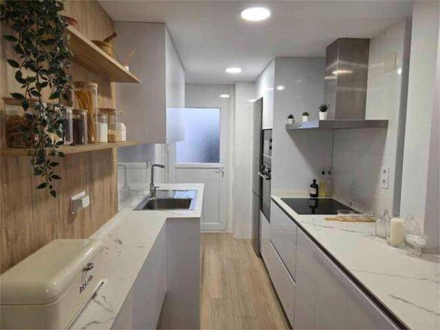 Piso en Venta en León Herrero - Bahía sur