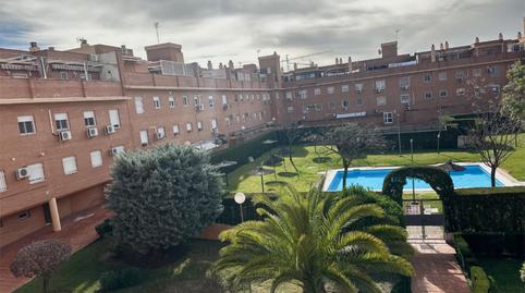 Foto 3 de Piso en venta en Avenida Madre Paula Montalt, 65, Avenida de Europa, Montequinto