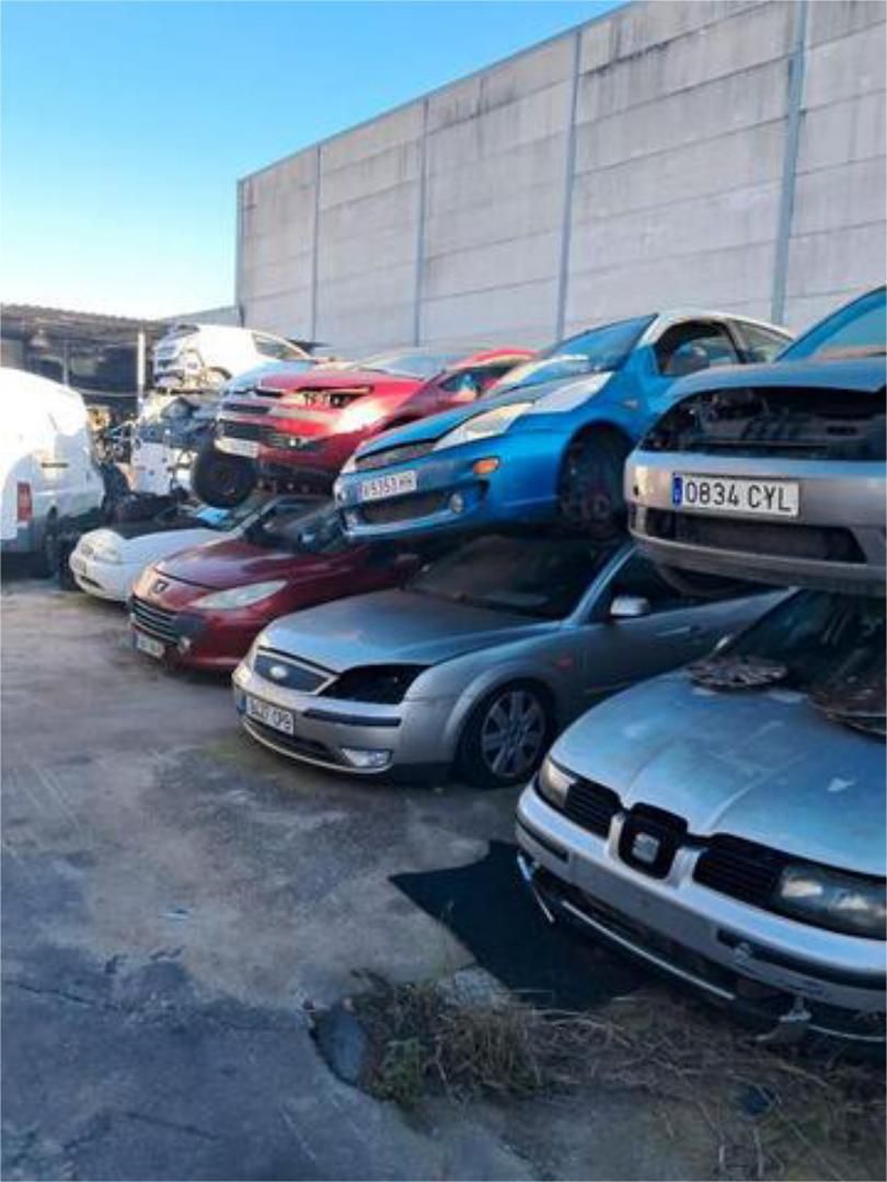 Industrial buildings to rent in Bellreguard Parking of Industrial buildings to rent in Bellreguard