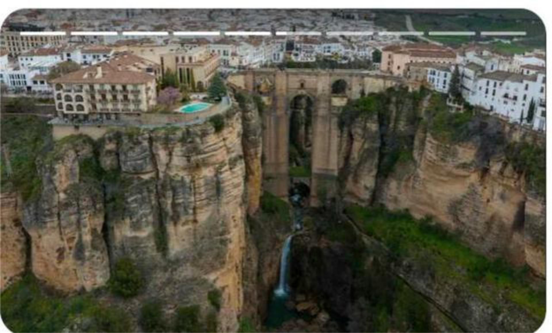 Exterior view of Garage to rent in Ronda