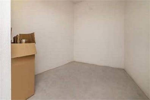 Trastero en Alquiler en Milán - Pumarín