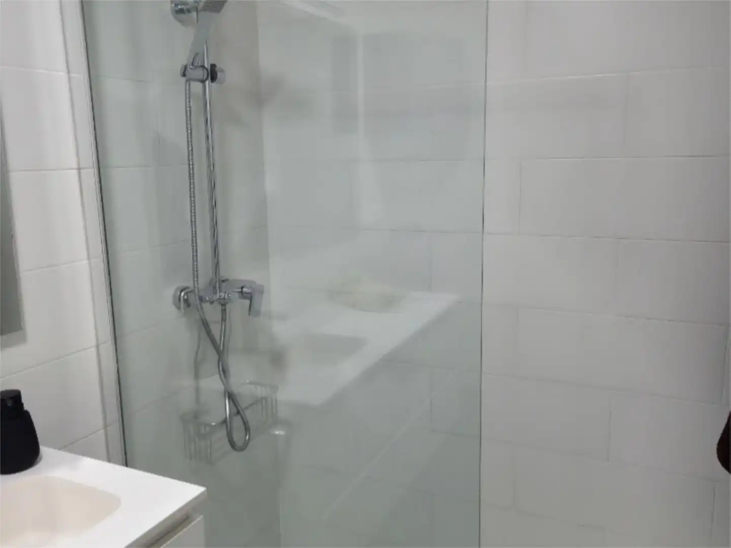 Baño de Piso en venta en Santa Cruz de Mudela con Aire acondicionado, Amueblado y Videoportero