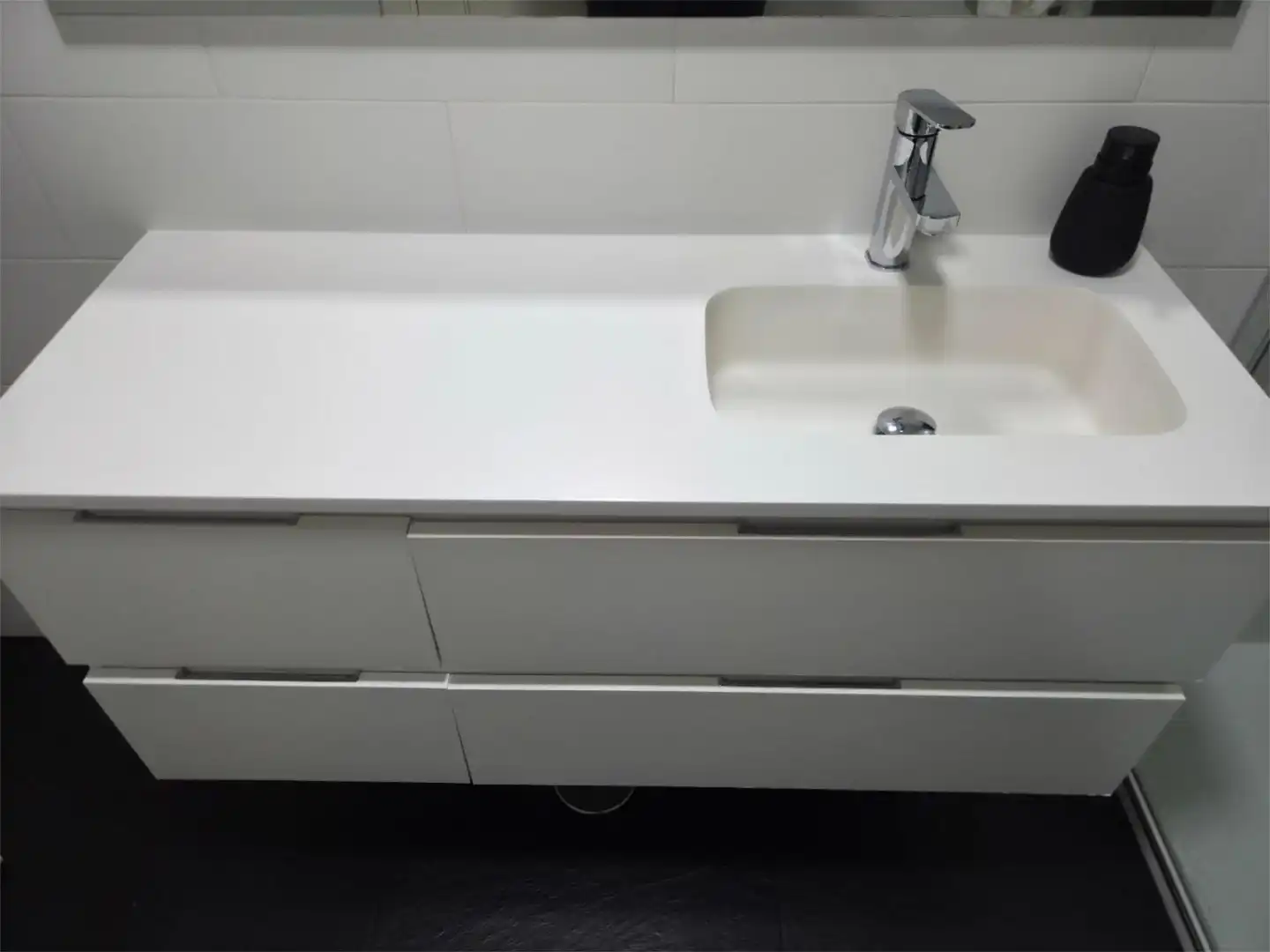 Baño de Piso en venta en Santa Cruz de Mudela con Aire acondicionado, Amueblado y Videoportero