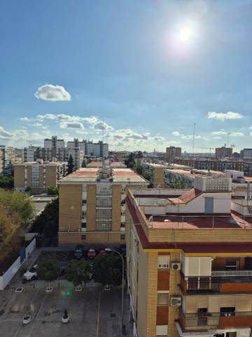 Piso en Venta en El Torrejón - El Cerezo