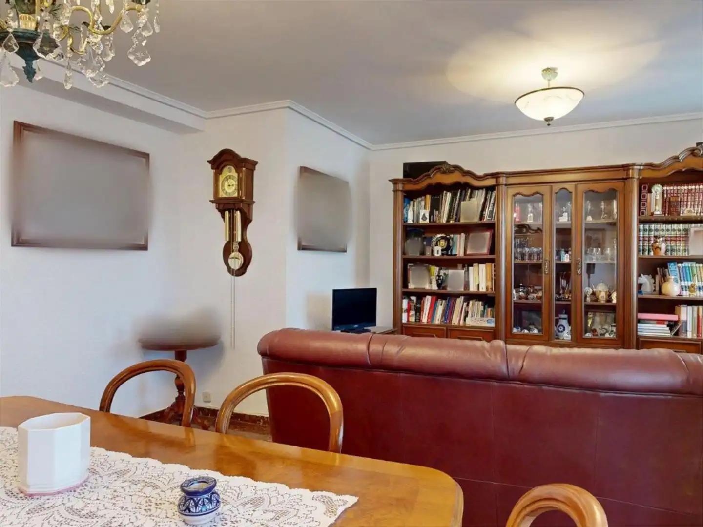 Detached homes for sale in Cadrete Living room of Detached homes for sale in Cadrete with Heating, Private garden and Parquet flooring