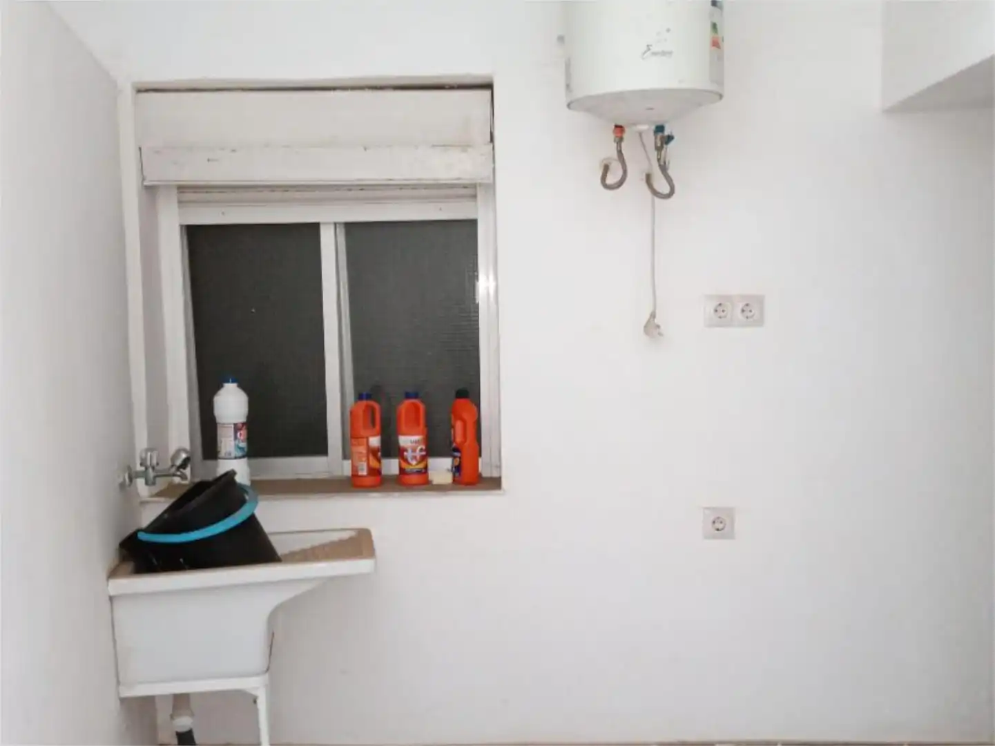 Piso en venta en Calle Ferrocarril, 13, Ciudad Jardín - Tagarete - El Zapillo Baño de Piso en venta en Almería