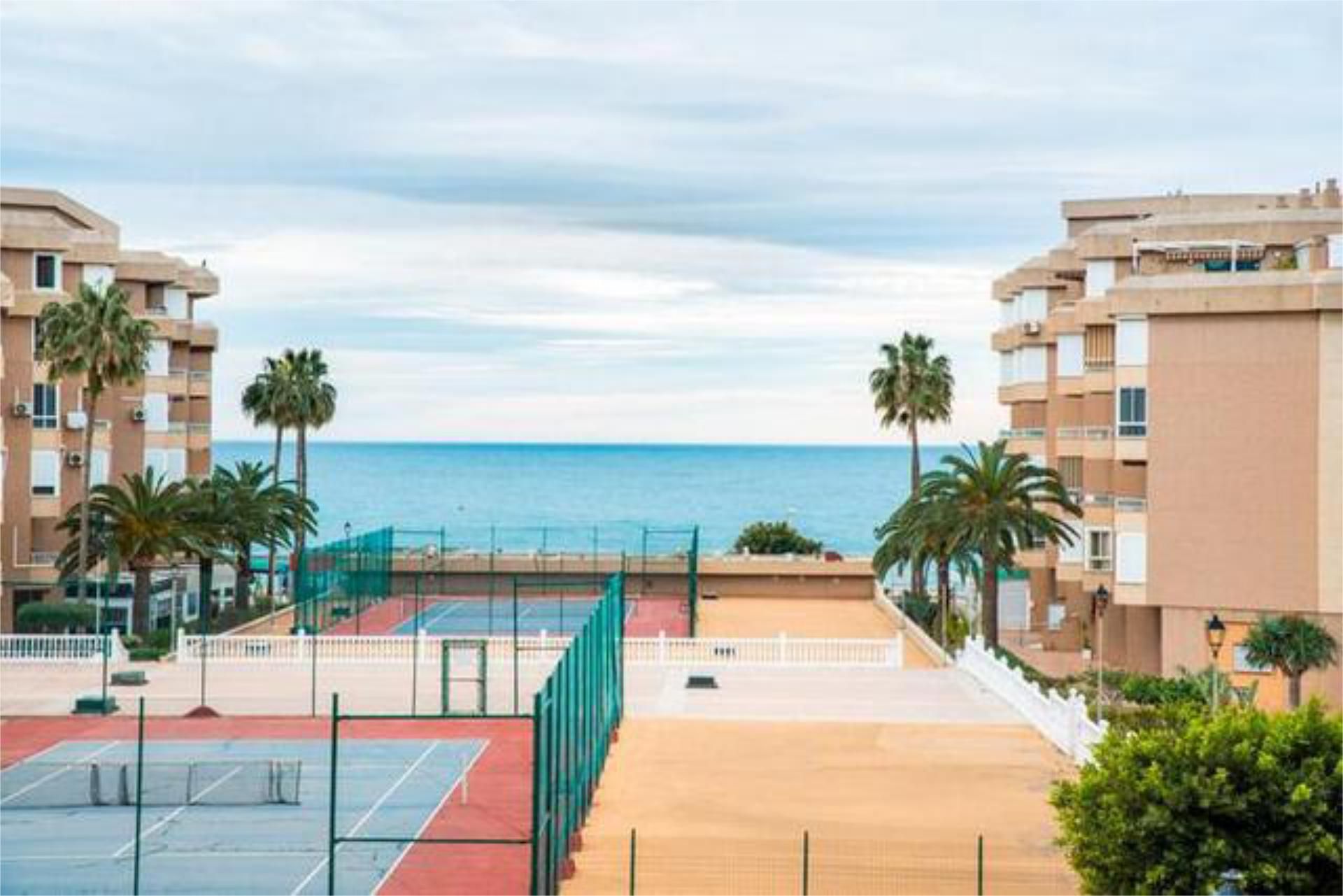 Dormitori de Loft en venda en Torrox amb Jardí privat, Terrassa i Piscina