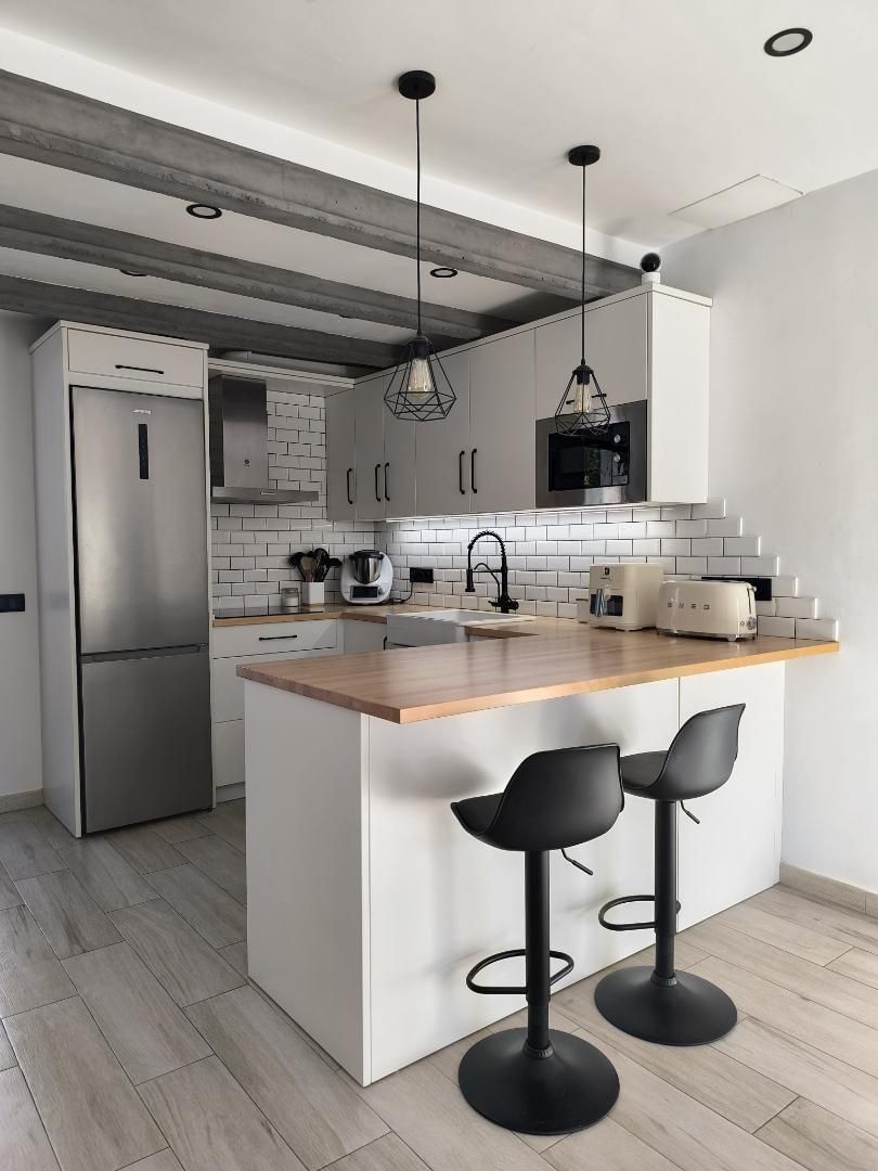 Kitchen of Single-family semi-detached for sale in Marbella  with Air Conditioner, Terrace and Balcony