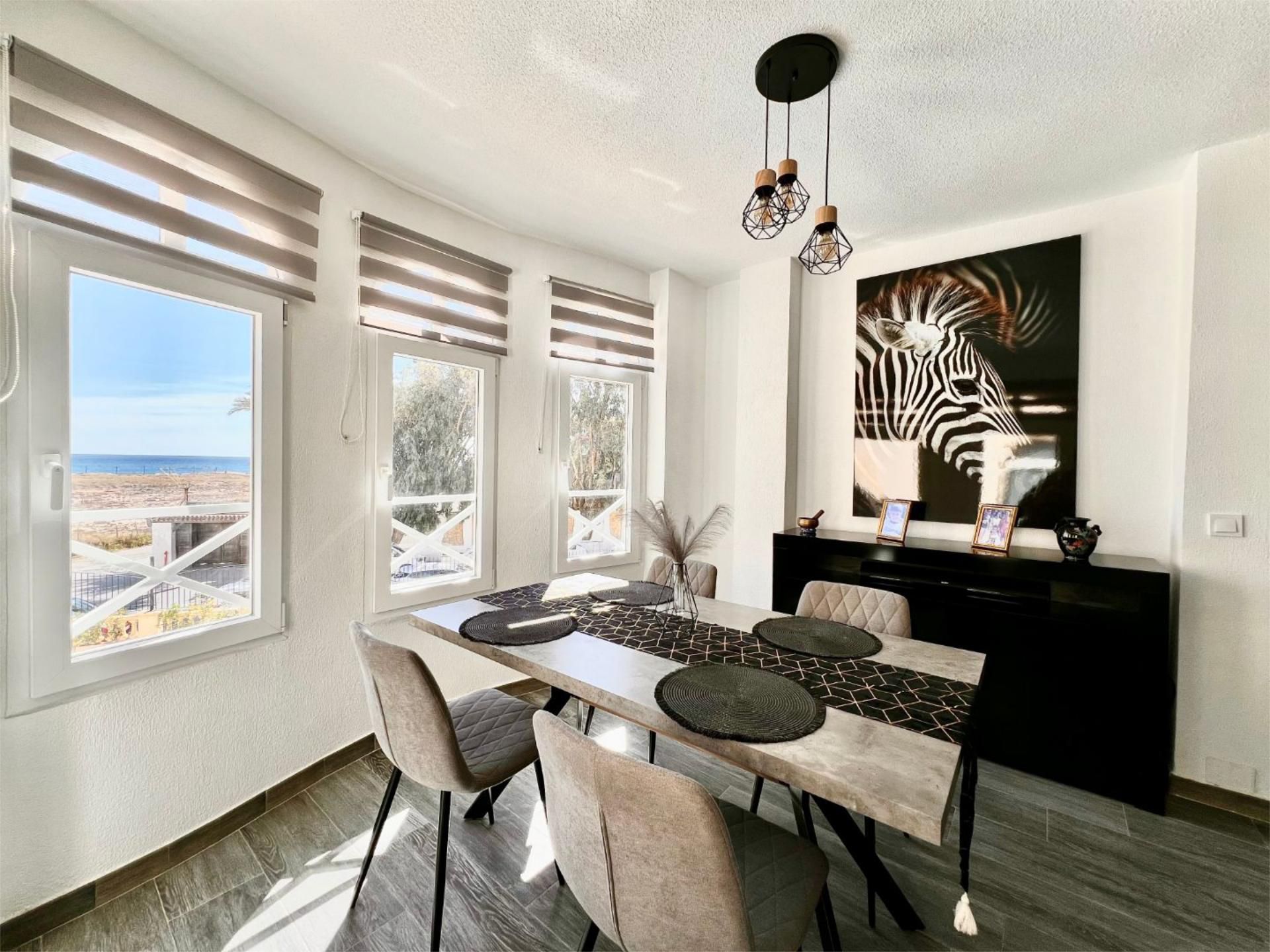 Dining room of Flat to rent in Torrevieja  with Air Conditioner, Heating and Terrace